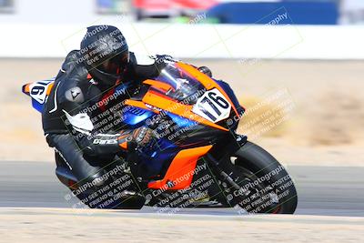 media/Jan-08-2022-SoCal Trackdays (Sat) [[1ec2777125]]/Turn 15 Inside (950am)/